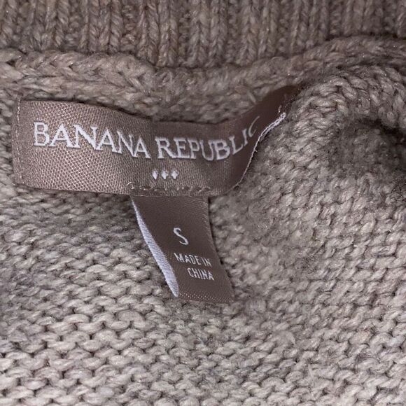 Banana Republic Women's Tan Slit Asymmetrical Hem Long Sleeve Sweater Size Small - Picture 8 of 10